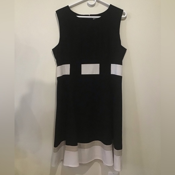 Classic Calvin Klein Black Dress with black and white details - Picture 1 of 9